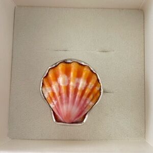 Sunrise shell ring size 6